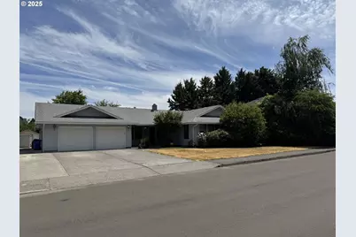 8911 NE 32nd Ave, Vancouver, WA 98665 - Photo 1