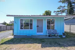 2345 State St, North Bend, OR 97459 - Photo 1