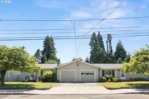 1574 SE Spruce St, Hillsboro, OR 97123 - Photo 1