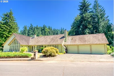 2626 Wakerobin Ct, West Linn, OR 97068 - Photo 1