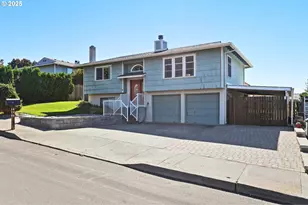 679 Brentwood Dr, The Dalles, OR 97058 - Photo 1