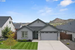 1123 NE Hudspeth Cir, Prineville, OR 97754 - Photo 1