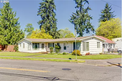 5215 N Willis Blvd, Portland, OR 97203 - Photo 1