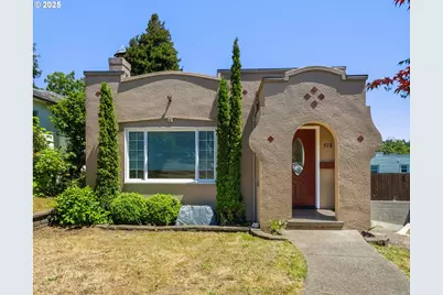 978 S 7th St, Coos Bay, OR 97420 - Photo 1