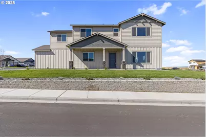 549 Grant St, Umatilla, OR 97882 - Photo 1