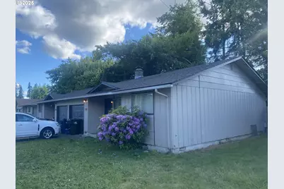 412 S 51st Pl, Springfield, OR 97478 - Photo 1