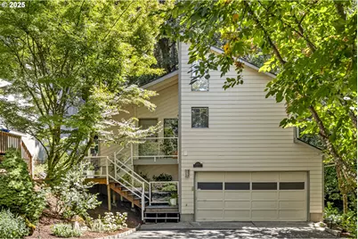 9324 SW 55th Ave, Portland, OR 97219 - Photo 1