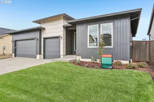 707 Magnolia Ave, Woodburn, OR 97071 - Photo 1