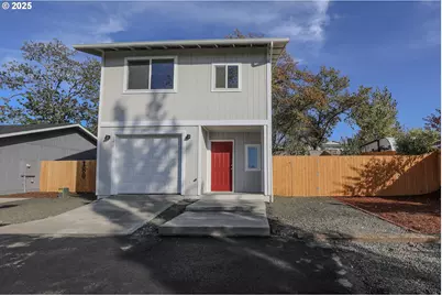 190 SE Darrell Ave, Winston, OR 97496 - Photo 1