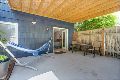 1868 SE Oak St, Hillsboro, OR 97123 - Photo 30