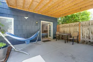 1868 SE Oak St, Hillsboro, OR 97123 - Photo 30