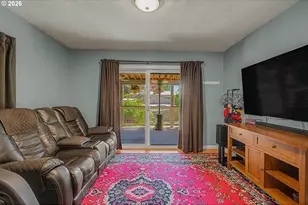 1868 SE Oak St, Hillsboro, OR 97123 - Photo 14