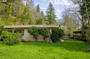 32763 Berlin Rd, Lebanon, OR 97355 - Photo 1