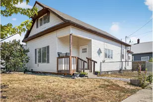 2101 2nd St, La Grande, OR 97850 - Photo 1