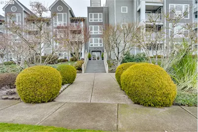 520 SE Columbia River Dr #323, Vancouver, WA 98661 - Photo 1