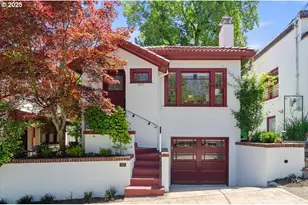 2412 SW Vista Ave, Portland, OR 97201 - Photo 1