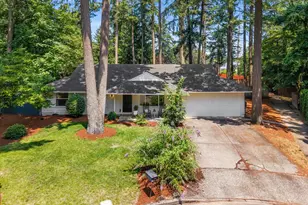 5071 Tualata Ln, Lake Oswego, OR 97035 - Photo 1