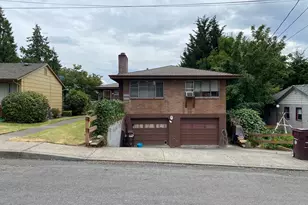 4134 SE Washington St, Milwaukie, OR 97222 - Photo 1