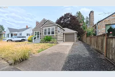 2050 18th St NE, Salem, OR 97301 - Photo 1