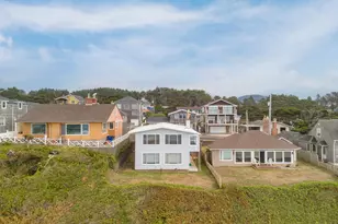 3549 NW Jetty Ave, Lincoln City, OR 97367 - Photo 1