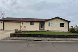 503 S 9th St, Creswell, OR 97426 - Photo 1