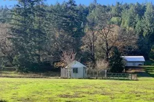 5979 Willis Creek Rd, Winston, OR 97496 - Photo 1