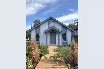 930 Holly St, Junction City, OR 97448 - Photo 1