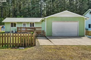 1716 194th St, Long Beach, WA 98631 - Photo 1