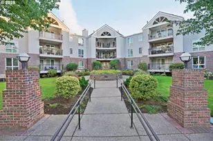 15510 NE Knott St, Portland, OR 97230 - Photo 1