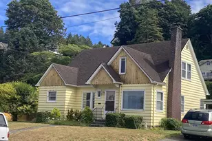 3647 Duane St, Astoria, OR 97103 - Photo 1