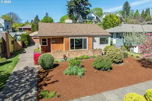 4133 SE Henderson St, Portland, OR 97202 - Photo 1