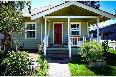 377 N Dean St, Coquille, OR 97423 - Photo 1