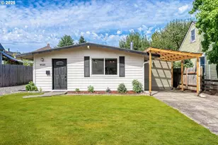 9025 N Clarendon Ave, Portland, OR 97203 - Photo 1