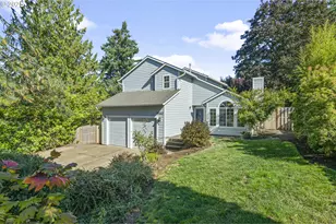 9560 SW 62nd Dr, Portland, OR 97219 - Photo 1