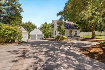 14629 NE Halsey St, Portland, OR 97230 - Photo 1