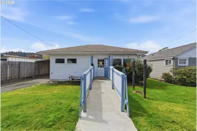 237 S 7th St, Coos Bay, OR 97420 - Photo 1