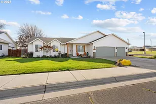 785 W Johns Ave, Hermiston, OR 97838 - Photo 1