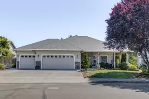 1506 E Heritage Loop, La Center, WA 98629 - Photo 1