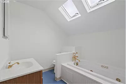 725 NE 79th Ave, Portland, OR 97213 - Photo 30