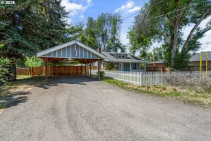 2590 Fargo St, Klamath Falls, OR 97603 - Photo 1