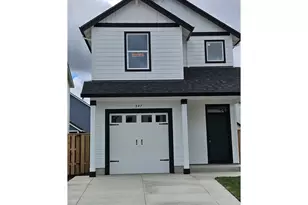 847 Chestnut Wy, Silverton, OR 97381 - Photo 1