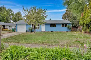 821 SW 14th St, Troutdale, OR 97060 - Photo 1