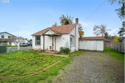 810 Johnson Ave, Cottage Grove, OR 97424 - Photo 1