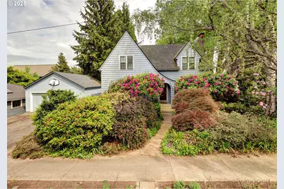 1130 SE 73rd Ave, Portland, OR 97215 - Photo 1