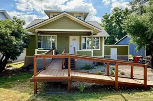 275 N 4th St, Saint Helens, OR 97051 - Photo 1