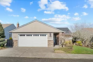 14859 NE Thompson St, Portland, OR 97230 - Photo 1