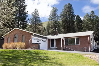 1812 Foley St, La Grande, OR 97850 - Photo 1