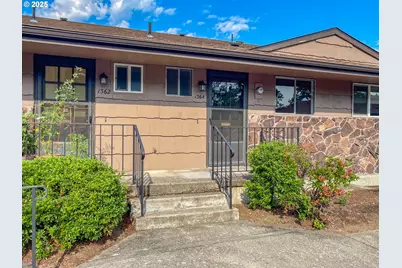 1364 SE Court Ave, Roseburg, OR 97470 - Photo 1