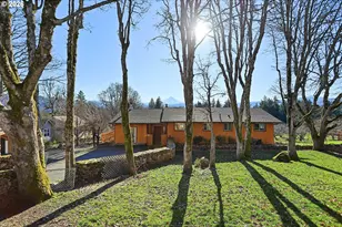 190 El Camino Real, White Salmon, WA 98672 - Photo 1