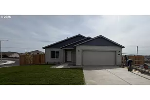 848 NE Laurel Spgs Dr, Hermiston, OR 97838 - Photo 1
